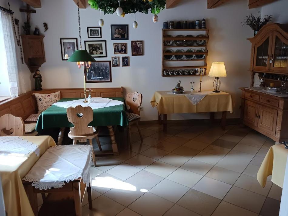 Gaestehaus Hans Moser Пурбах ам Нойзидлерзее Екстериор снимка